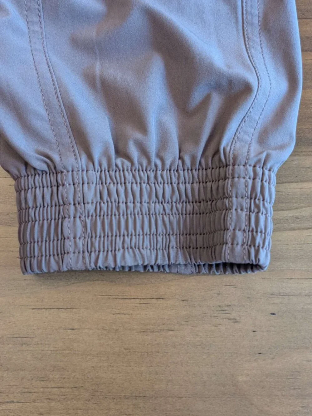 EUC Athleta Chelsea Utility Jogger Mineral Brown Sz 8, Pockets Hiking  Outdoors